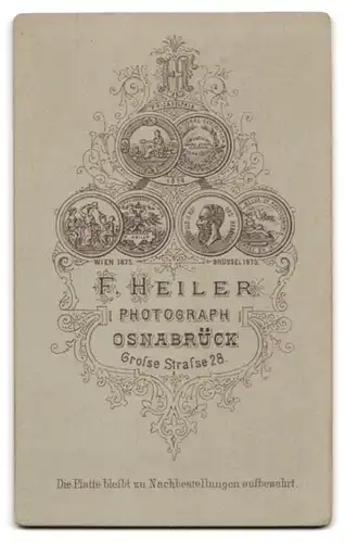 Fotografie F. Heiler, Osnabrück, Portrait stattlicher Herr im Anzug mit Bart