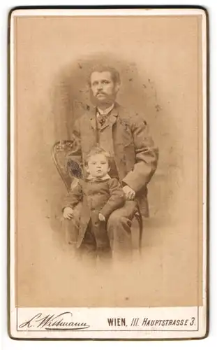 Fotografie L. Wittmann, Wien, Portrait Vater und Sohn