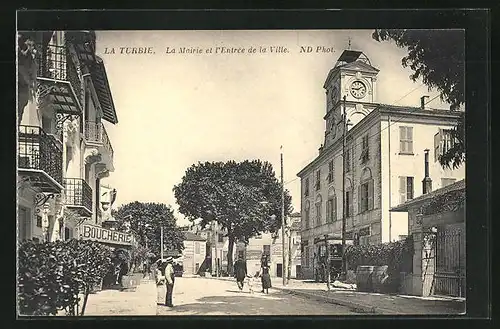AK La Turbie, La Mairie et l Entree de la Ville