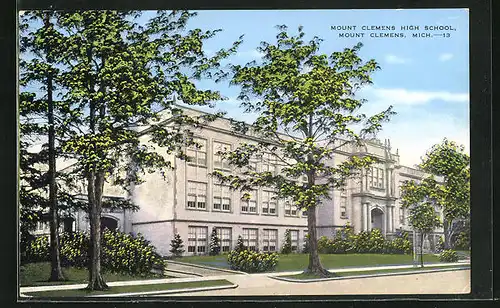 AK Mount Clemens, MI, Mount Clemens High School am hellichten Tage