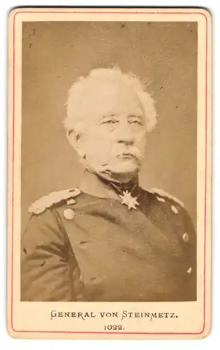 Fotografie General von Steinmetz in Uniform mit Orden Pour le Mérite