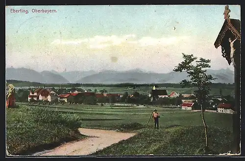 AK Eberfing /Obb., Ortsansicht von einem Feldweg aus, mit Landarbeitern und Bergpanorama