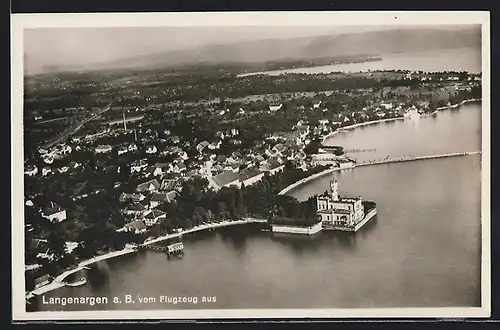 AK Langenargen a. B., Ortsansicht vom Flugzeug aus