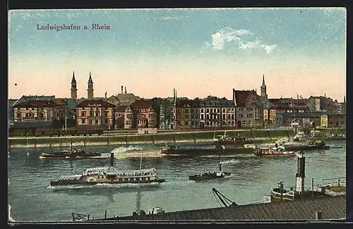 AK Ludwigshafen / Rhein, Blick über den Rhein auf den Ort