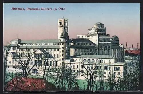 AK München, das Deutsche Museum von Osten gesehen