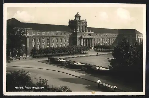 AK Krefeld, Gesamtansicht vom Realgymnasium
