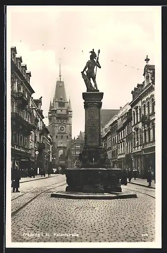 AK Freiburg im B., Kaiserstrasse mit Brunnen