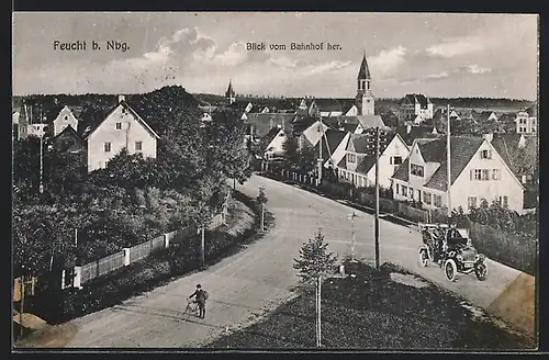 AK Feucht b. Nbg., Blick vom Bahnhof her, Strassenpartie