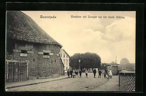 AK Buxtehude, Marschtor mit Zwinger vor der ehem. Festung