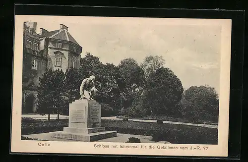 AK Celle, Schloss mit Ehrenmal für die Gefallenen vom J.-R. 77