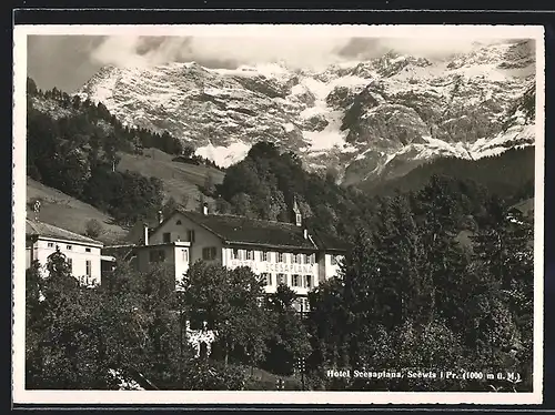 AK Seewis i. Pr., Hotel Scesaplana vor Bergkulisse
