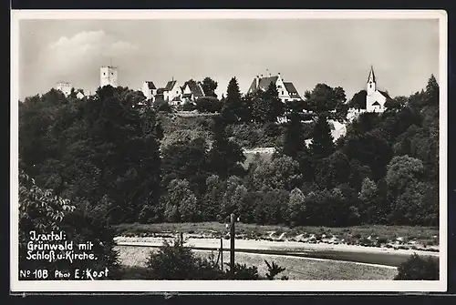 AK Grünwald, Ortsansicht mit Schloss und Kirche