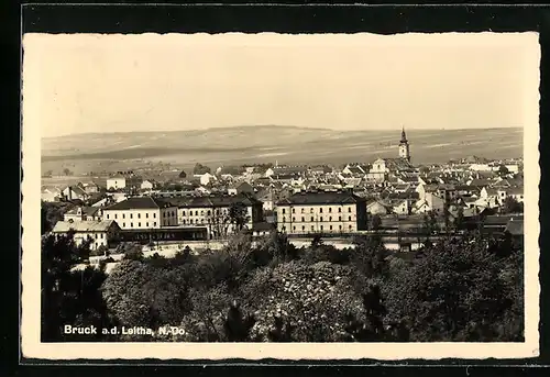AK Bruck a. d. Leitha, Panoramablick aus der Vogelschau