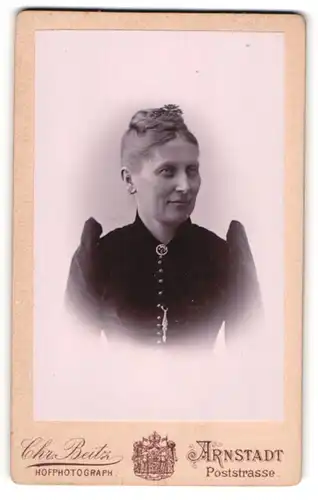 Fotografie Chr. Beitz, Arnstadt, Portrait bürgerliche Dame mit hochgestecktem Haar