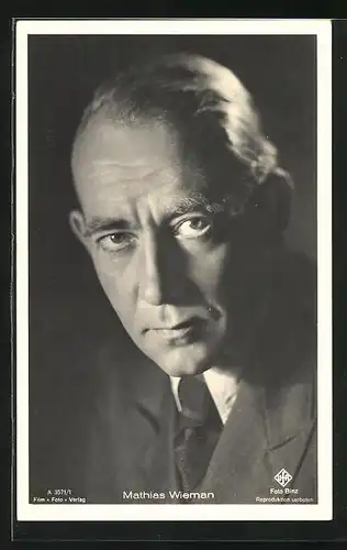 AK Schauspieler Mathias Wieman im Anzug mit Krawatte