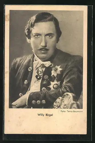 AK Schauspieler Willy Birgel im Kostüm einer Filmrolle