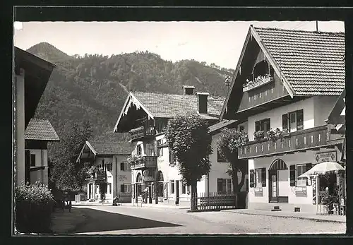 AK Grassau, Lebensmittelgeschäft Hackl i. d. Bahnhofstrasse