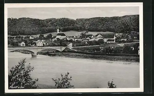 AK Marktl a. Inn, Blick über den Fluss auf den Ort