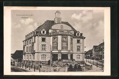 AK Donaueschingen, Blick auf das Rathaus