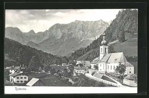 AK Ramsau, Ortspartie mit Kirche im Gebirge