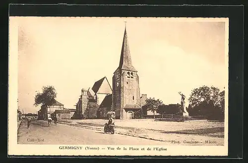 AK Germigny, Vue de la Place et de l`Eglise