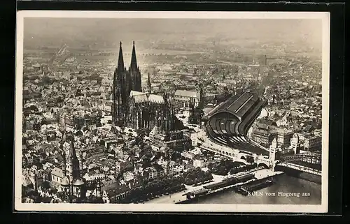 AK Köln a. Rh., Ortsansicht vom Flugzeug aus