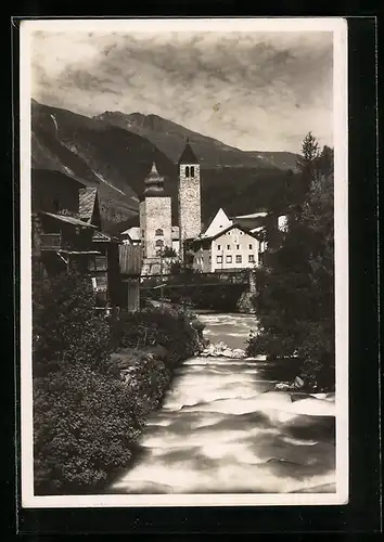 AK Süs, Dorfpartie mit Kirche