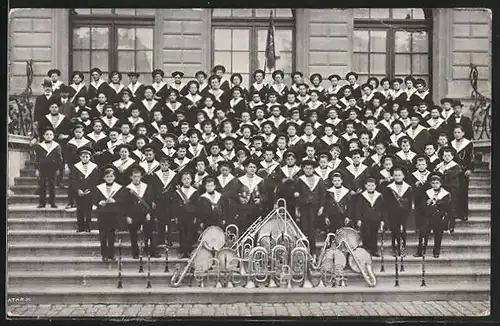 AK Genéve, Ecole de Musique 1913, Knabenorchester mit Musikinstrumenten