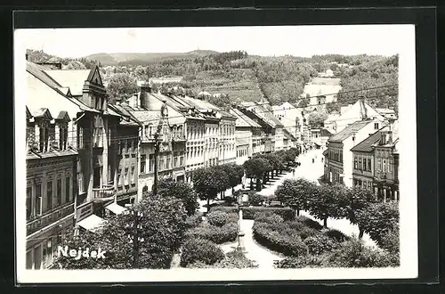 AK Nejdek, Strassenpartie mit Blick zur Kirche