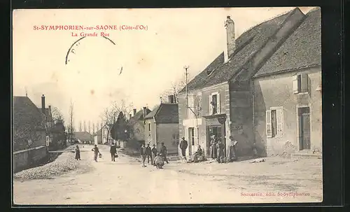 AK St-Symphorien-sur-Saone, La Grande Rue, Strassenansicht