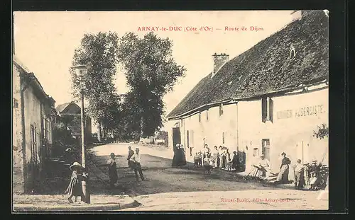 AK Arnay-le-Duc, Route de Dijon, Einwohner im Schatten eines Hauses