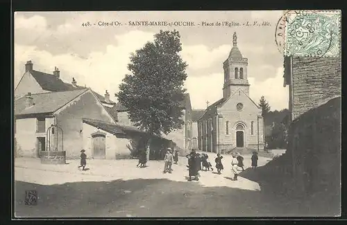 AK Sainte-Marie-sur-Ouche, Place de l`Eglise
