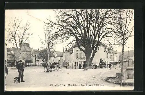 AK Selongey, La Place, Côté Est