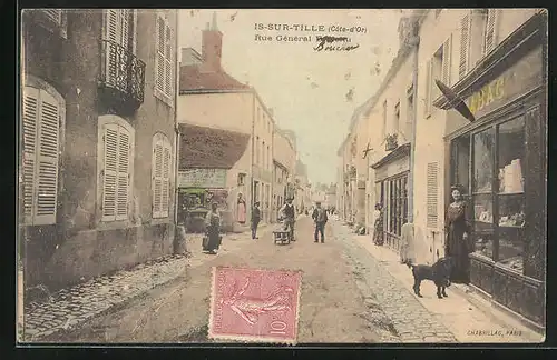AK Is-sur-Tille, Rue Général Bouchu, Strassenpartie