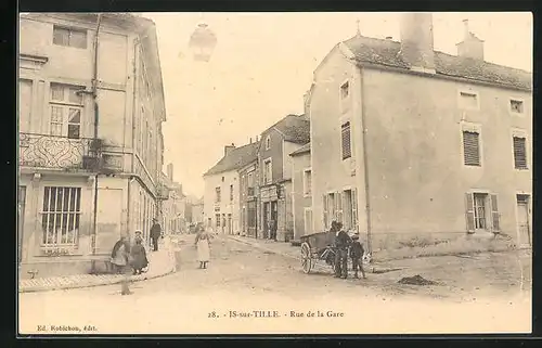 AK Is-sur-Tille, Rue de la Gare, Strassenpartie