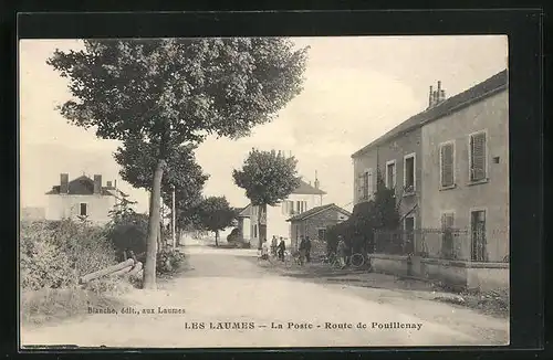 AK Les Laumes, Radfahrer vor der Post in der Route de Pouillenay