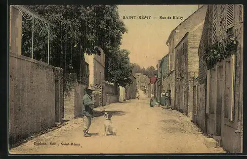 AK Saint-Remy, Spaziergänger mit Hund in der Rue de Blaisy
