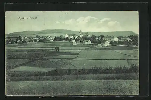 AK Vysone n. Jiz., Blick von der Feldwiese zum Ort
