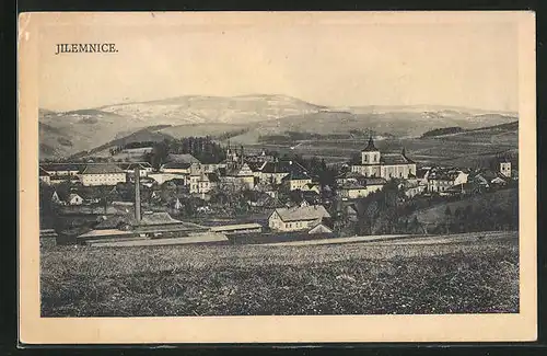 AK Jilemnice, Panoramablick von der Bergwiese