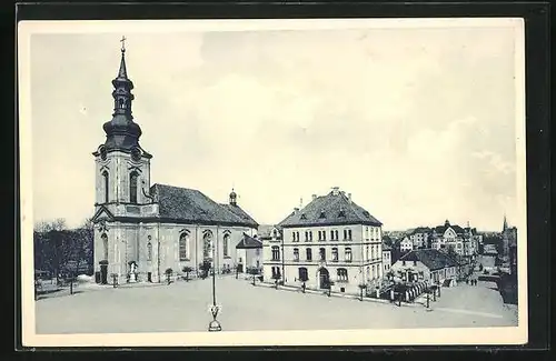 AK Warnsdorf / Varnsdorf, Kathol. Kirche und Rathausstrasse