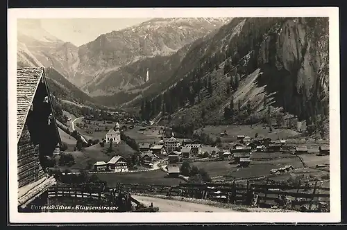 AK Unterschächen (Klausenstrasse), Ortsansicht mit Umgebung