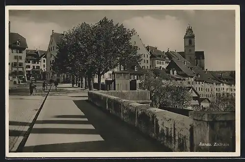 AK Aarau, Strasse am Zollrain mit Passanten