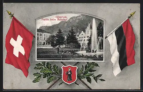 AK Glarus, Partie beim Bahnhof, Wappen und Fahne