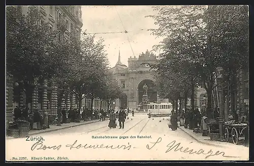 AK Zürich, Bahnhofstrasse gegen den Bahnhof, Strassenbahn