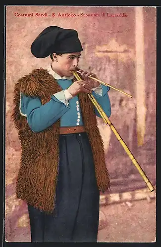 AK S. Antioco, Costumi Sardi, Suonatore di Launeddas, Italienischer Flötenspieler