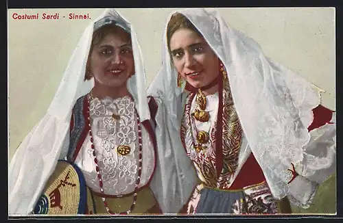 AK Sinnai, Costumi Sardi, Zwei Italienerinnen in Tracht