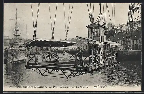 AK Brest, Port militaire, Le Pont Transbordeur, La Nacelle