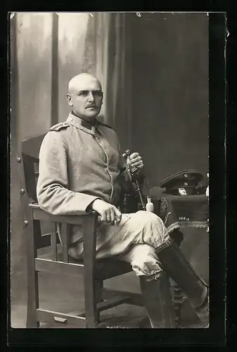 Foto-AK Offizier Rolf in Uniform 2. Komp. Ers. Batl., Landwehr Inf. Rgt. 61