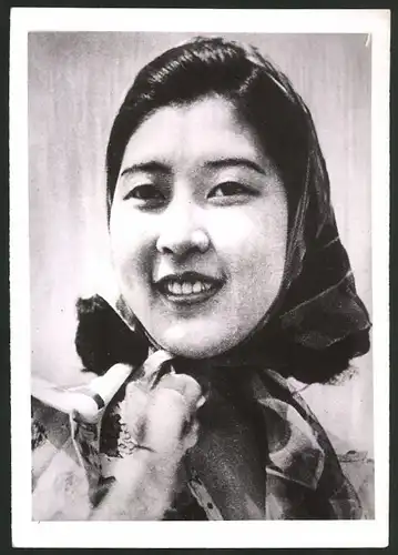 Fotografie asiatische Volkstypen, Portrait japanisches modernes Sportsmädel 1939