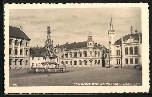 AK Reichstadt, Denkmal auf dem Marktplatz